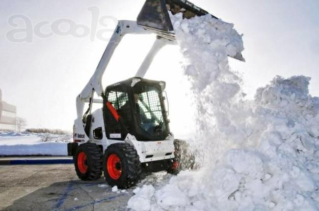 Механизированная уборка территории от снега спец техникой, договор на уборку и вывоз снега в СПб